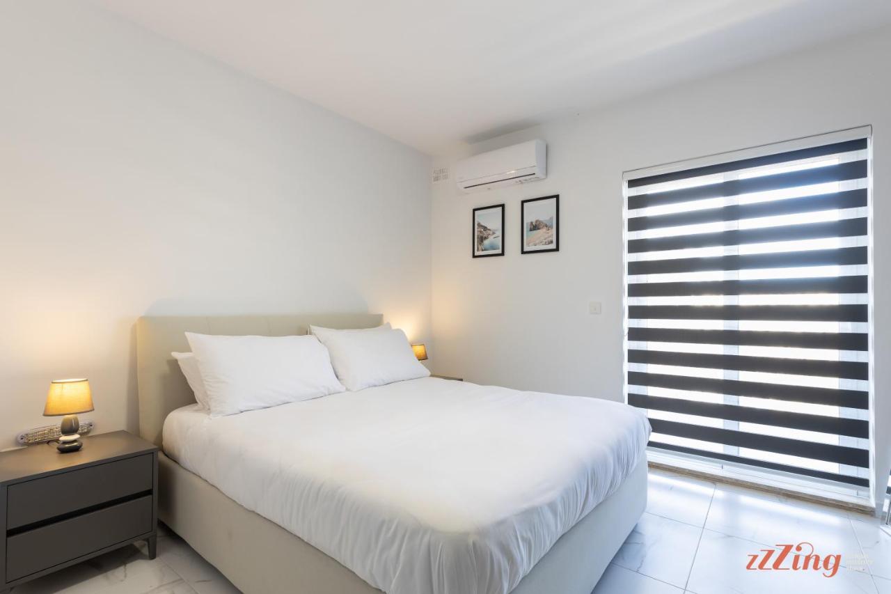 A Stunning Apartment With Spectacular Sea Views St. Paul's Bay Ngoại thất bức ảnh