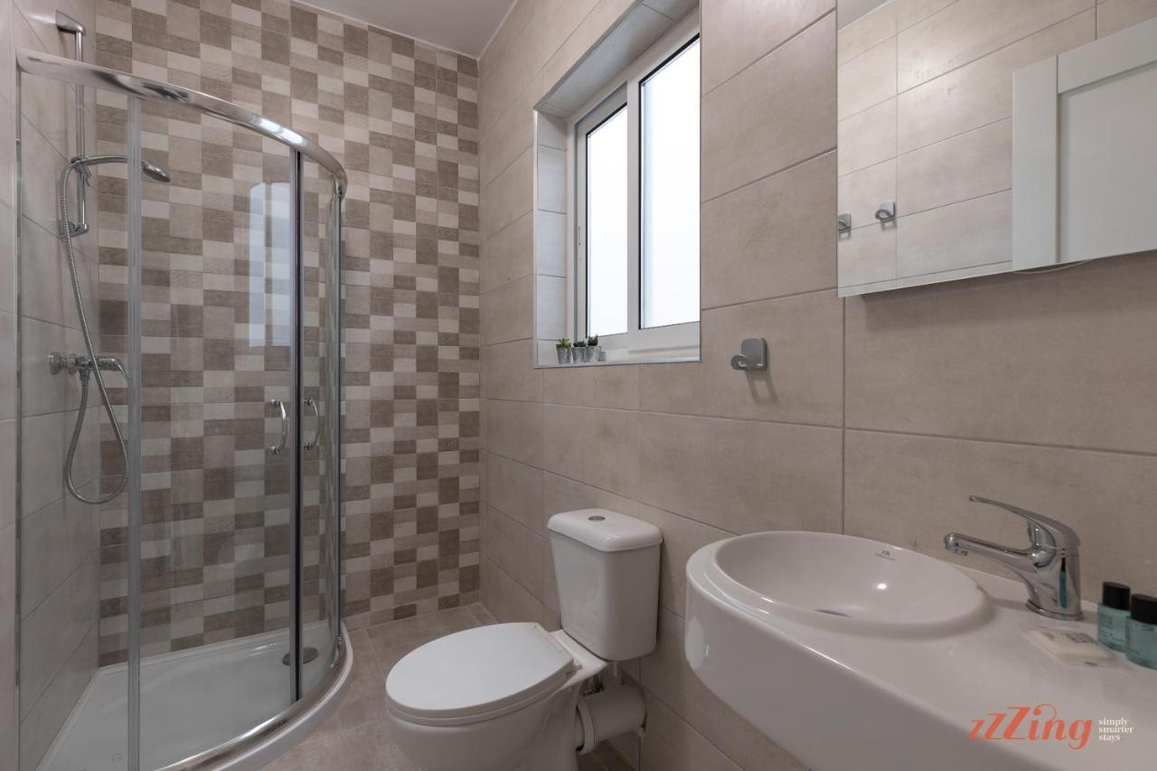 A Stunning Apartment With Spectacular Sea Views St. Paul's Bay Ngoại thất bức ảnh