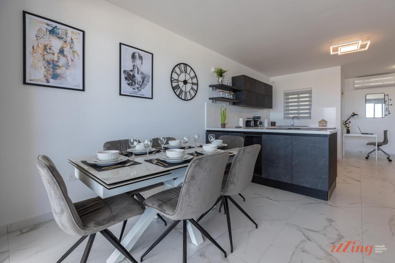A Stunning Apartment With Spectacular Sea Views St. Paul's Bay Ngoại thất bức ảnh